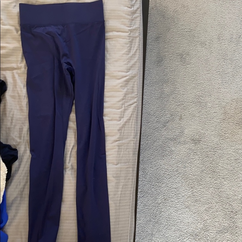 Barely worn exercise leggings